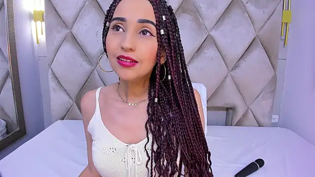 violett rabbit  online show from February 2026 08:05:02 PM