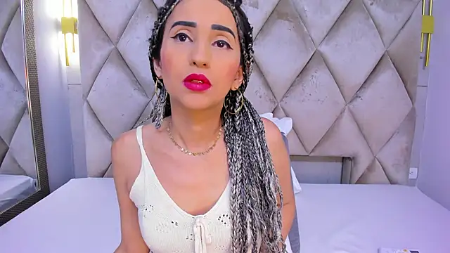 violett rabbit  online show from January 2026 12:31:01 PM