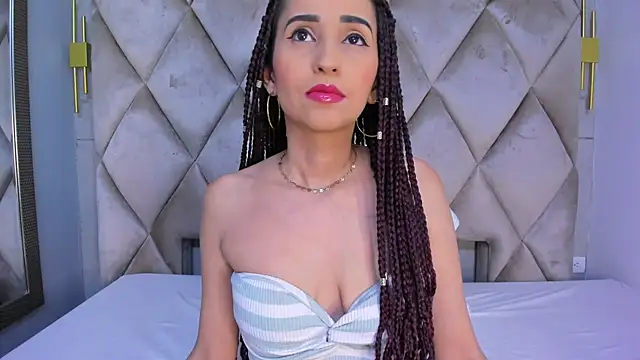 violett rabbit  online show from March 2026 08:08:01 PM