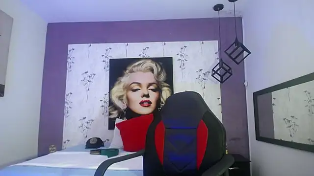 Ghost  Girl  online show from December 2025 07:48:01 PM