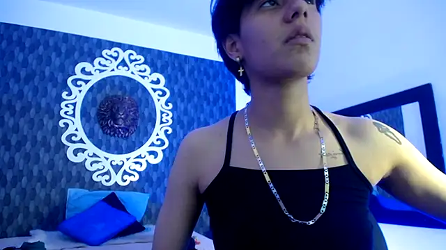 Ghost  Girl  online show from November 2025 03:21:02 AM