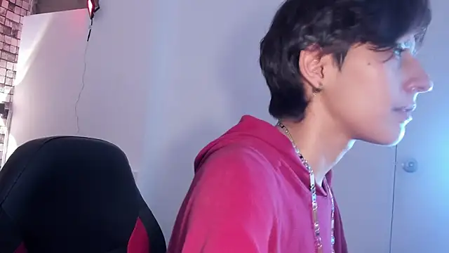 Ghost  Girl  online show from December 2025 01:50:01 AM