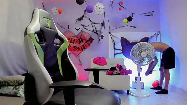 Cash G  online show from October 2025 08:16:01 PM