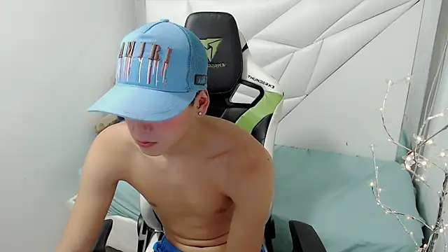 Cash G  online show from November 2025 08:25:01 PM