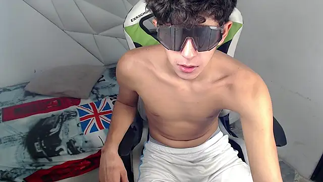 Cash G  online show from December 2025 09:31:02 PM