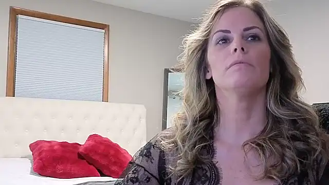 Snapshot of Koralynn_777 chatting on February 2026 02:51:02 AM Koralynn 777 online show from February 2026 02:51:02 AM