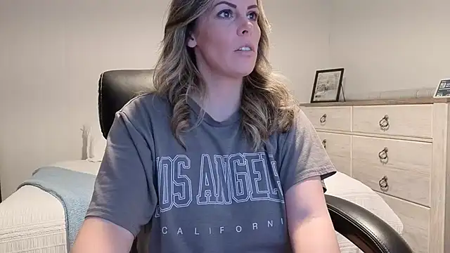 Snapshot of Koralynn_777 chatting on March 2026 04:24:02 AM Koralynn 777 online show from March 2026 04:24:02 AM