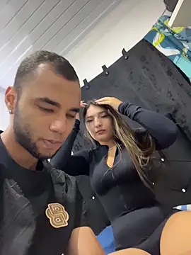 Hot2gether69 online show from November 2025 03:54:01 AM