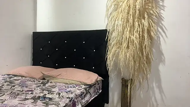 Hot2gether69 online show from April 2026 02:50:02 AM