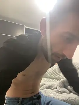 Dondeloquieras4 online show from February 2026 11:49:01 PM