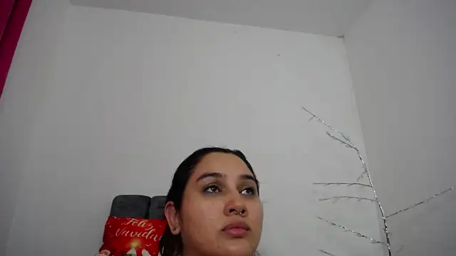 Mia fox29 online show from December 2025 12:15:02 PM