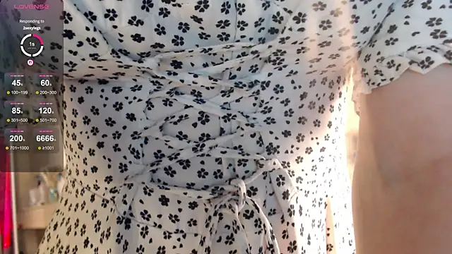 miragge  online show from November 2025 12:39:01 AM