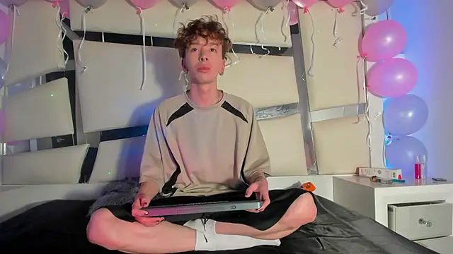 Genesis ask online show from October 2025 04:13:01 AM