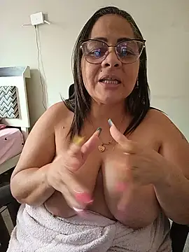 Angie milf50 online show from May 2026 05:57:01 PM