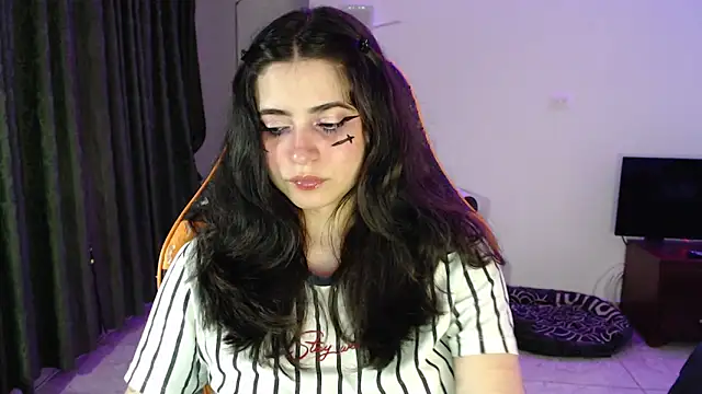 Annagoth  online show from June 2026 05:04:01 AM