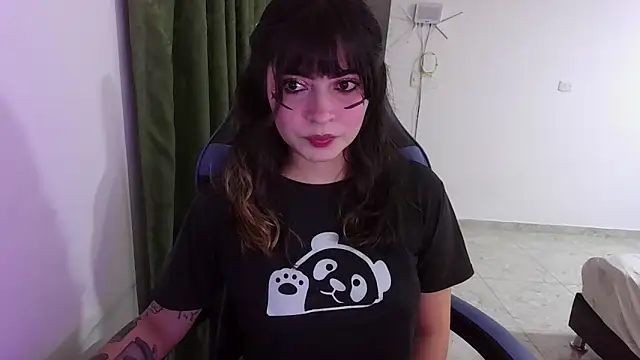 Annagoth  online show from November 2025 12:36:02 AM