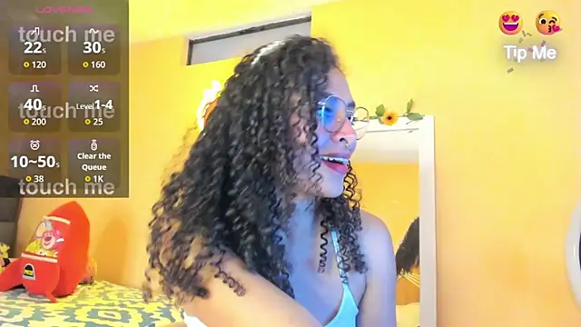 Snapshot of Keniia_rizz chatting on May 2026 07:21:02 PM Keniia rizz online show from May 2026 07:21:02 PM