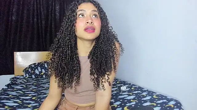 Snapshot of Keniia_rizz chatting on November 2025 09:40:02 PM Keniia rizz online show from November 2025 09:40:02 PM