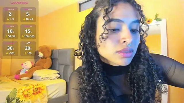 Snapshot of Keniia_rizz chatting on May 2026 07:11:01 PM Keniia rizz online show from May 2026 07:11:01 PM