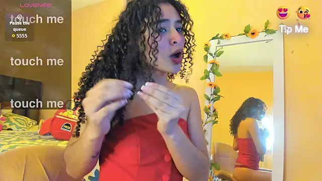 Snapshot of Keniia_rizz chatting on May 2026 05:30:01 PM Keniia rizz online show from May 2026 05:30:01 PM