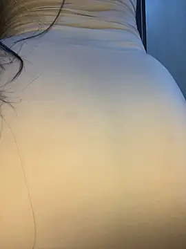 Im Saraaaa online show from November 2025 02:23:02 AM