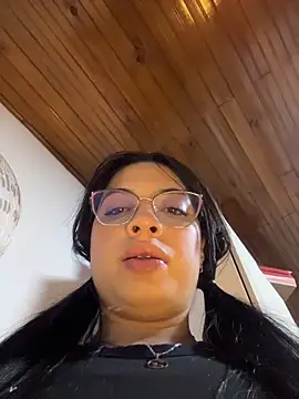 Im Saraaaa online show from February 2026 04:33:02 AM