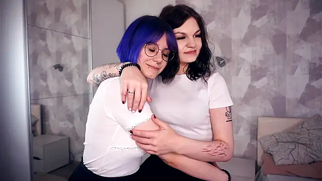 Snapshot of KellePourier chatting on November 2025 07:03:01 PM KellePourier online show from November 2025 07:03:01 PM