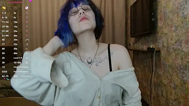 Snapshot of KellePourier chatting on February 2026 06:52:01 PM KellePourier online show from February 2026 06:52:01 PM