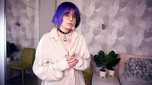 Snapshot of KellePourier chatting on October 2025 05:43:01 PM KellePourier online show from October 2025 05:43:01 PM