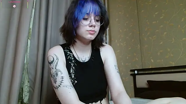 Snapshot of KellePourier chatting on July 2026 11:05:02 AM KellePourier online show from July 2026 11:05:02 AM