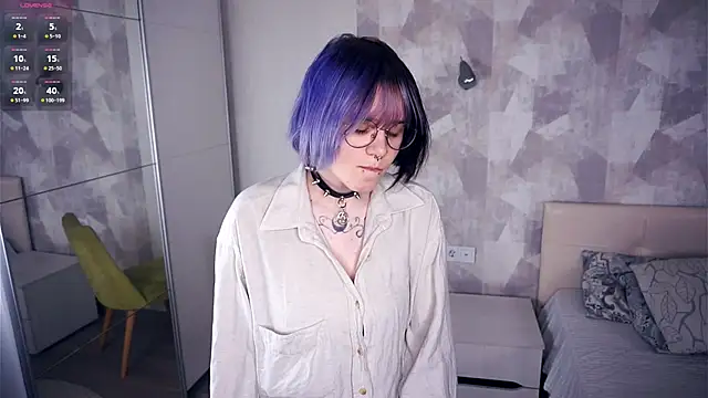 Snapshot of KellePourier chatting on November 2025 07:29:02 PM KellePourier online show from November 2025 07:29:02 PM