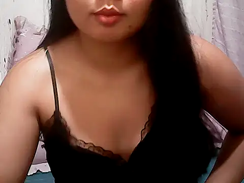 MahusaynaPiinay online show from May 2026 11:25:01 PM