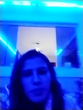Snapshot of larah4 chatting on October 2025 04:13:01 AM larah4 online show from October 2025 04:13:01 AM