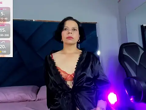 LunaaMorelli online show from November 2025 03:46:02 AM