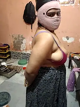 CUTE-GIRL-1 online show from March 2026 04:42:01 AM