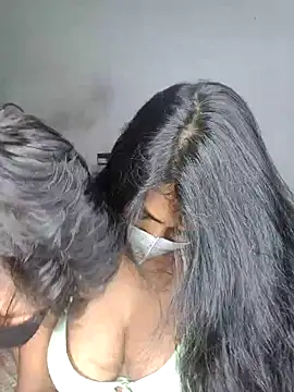 Snapshot of raniji-133 chatting on May 2026 02:20:01 PM raniji-133 online show from May 2026 02:20:01 PM
