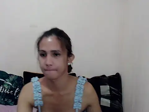 prettysam9 online show from December 2025 07:46:02 AM