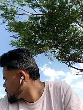 devil boy 0909 online show from February 2026 10:39:01 AM