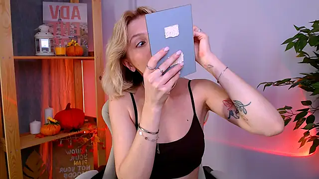 BallerinaCappuchino online show from November 2025 03:21:02 AM