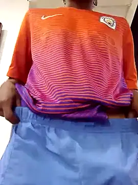 SkinniYamo online show from April 2026 01:26:02 PM