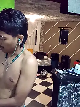 SkinniYamo online show from March 2026 03:51:02 AM