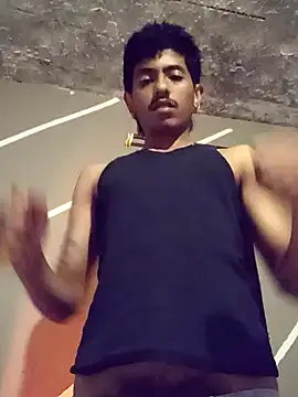 SkinniYamo online show from April 2026 04:24:02 AM