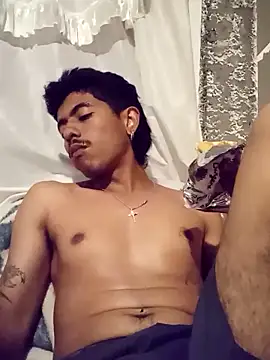 SkinniYamo online show from April 2026 02:24:02 AM