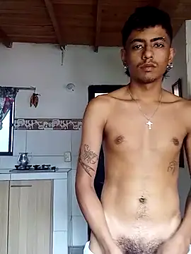 Snapshot of SkinniYamo chatting on February 2026 04:18:01 PM SkinniYamo online show from February 2026 04:18:01 PM