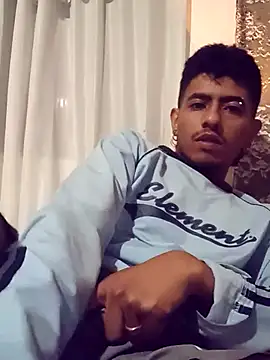 SkinniYamo online show from March 2026 05:59:02 AM