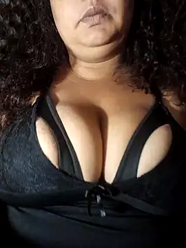 Snapshot of safirahot69 chatting on November 2025 03:17:02 AM safirahot69 online show from November 2025 03:17:02 AM