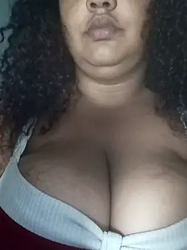 Snapshot of safirahot69 chatting on November 2025 07:23:02 AM safirahot69 online show from November 2025 07:23:02 AM