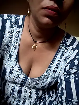 HayatKapoor online show from November 2025 05:17:02 PM