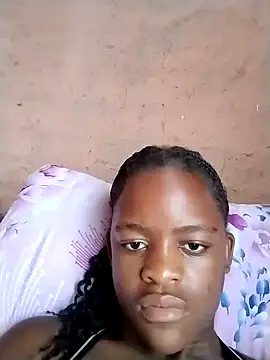 Snapshot of Blondecurv24 chatting on October 2025 02:38:01 PM Blondecurv24 online show from October 2025 02:38:01 PM