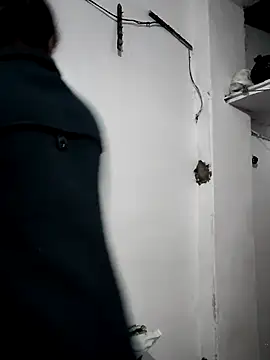 Hot-Rubyy online show from January 2026 11:03:01 AM